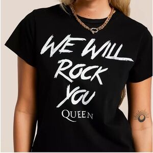Queen Black Graphic Tee